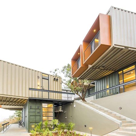 Zostel Plus Panchgani Exterior photo
